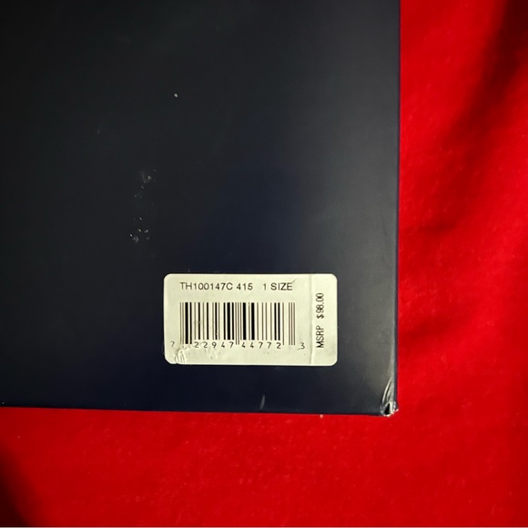 Scarf & Hat Set (NIB) - Picture 9 of 10